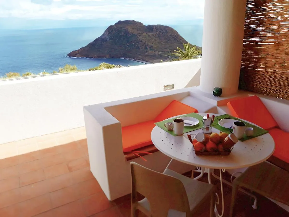 Residence Gregory Filicudi Pecorini 0*,  Italie