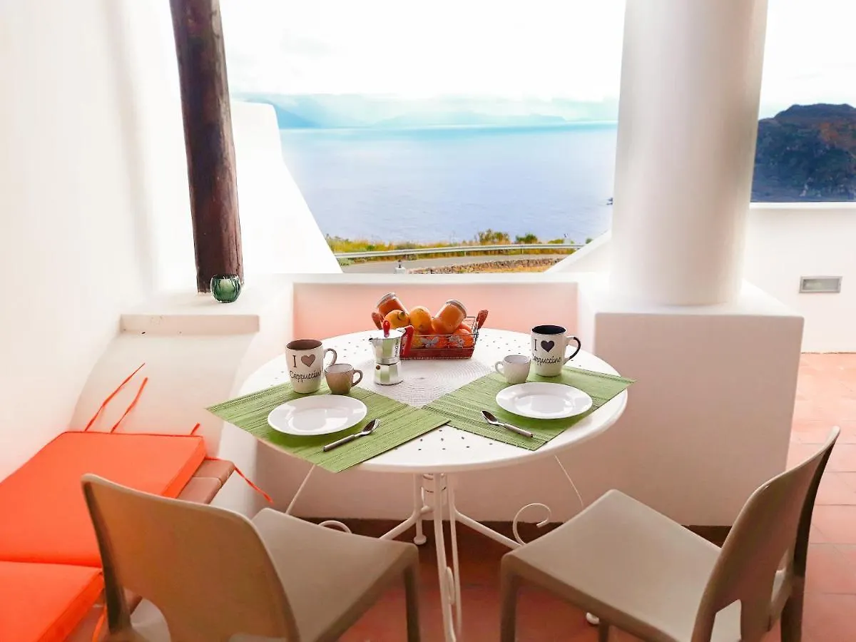 Residence Gregory Filicudi Pecorini Apartment