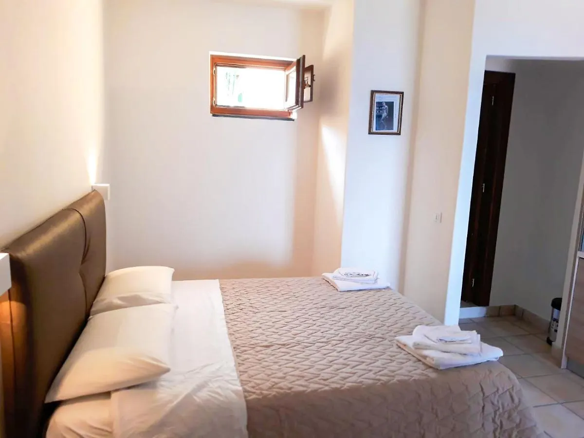 Apartment Residence Gregory Filicudi Pecorini
